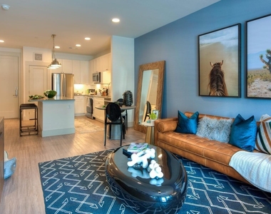 1330 Park West Green Dr - Photo Thumbnail 6
