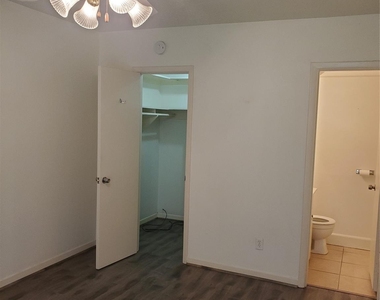3400 Timmons Lane - Photo Thumbnail 4