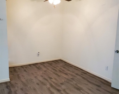 3400 Timmons Lane - Photo Thumbnail 3
