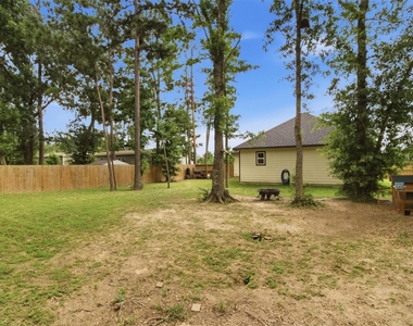 16529 Kingsbury Drive - Photo Thumbnail 11