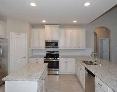 23839 Villa Lisa Dr - Photo Thumbnail 11
