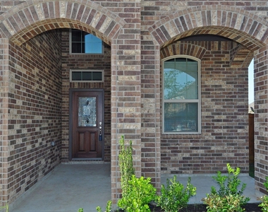 23839 Villa Lisa Dr - Photo Thumbnail 1