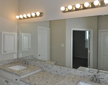 23839 Villa Lisa Dr - Photo Thumbnail 18