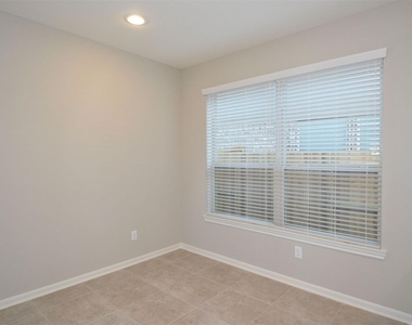 23839 Villa Lisa Dr - Photo Thumbnail 30