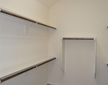 23839 Villa Lisa Dr - Photo Thumbnail 19