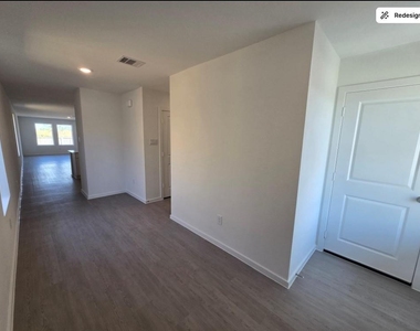 934 Capracotta Drive - Photo Thumbnail 1