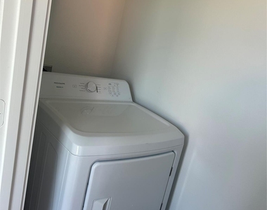 934 Capracotta Drive - Photo Thumbnail 13