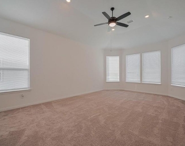 5815 Texas Sage Drive - Photo Thumbnail 31