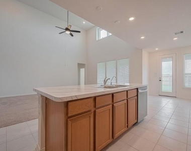 5815 Texas Sage Drive - Photo Thumbnail 19