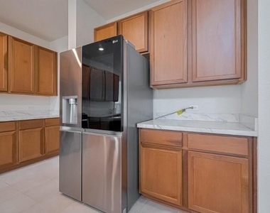 5815 Texas Sage Drive - Photo Thumbnail 18
