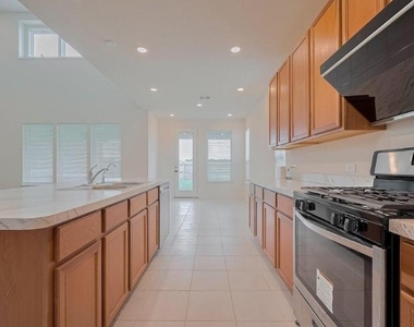 5815 Texas Sage Drive - Photo Thumbnail 20