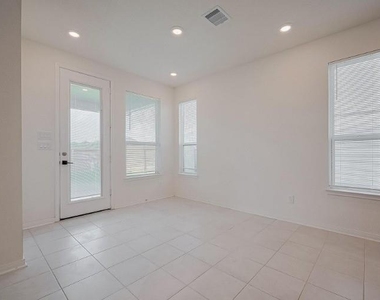 5815 Texas Sage Drive - Photo Thumbnail 13