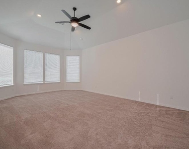 5815 Texas Sage Drive - Photo Thumbnail 32