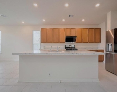 5815 Texas Sage Drive - Photo Thumbnail 16