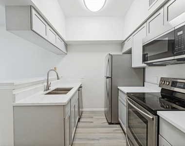 2626 Holly Hall Street - Photo Thumbnail 6