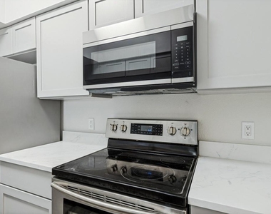 2626 Holly Hall Street - Photo Thumbnail 8
