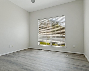 2626 Holly Hall Street - Photo Thumbnail 11