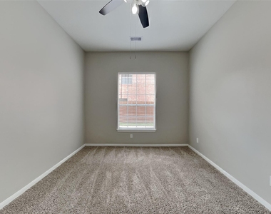 3922 Wildwood Valley Court - Photo Thumbnail 15