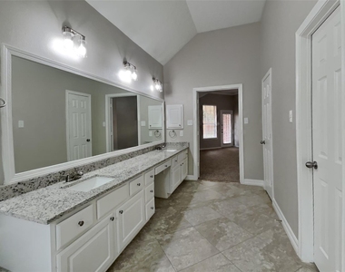 3922 Wildwood Valley Court - Photo Thumbnail 7