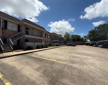 2250 Bering Drive - Photo Thumbnail 23