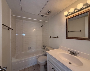 2250 Bering Drive - Photo Thumbnail 16