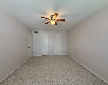 2250 Bering Drive - Photo Thumbnail 19