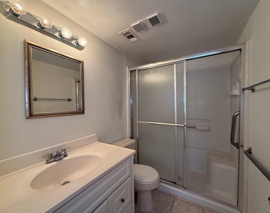 2250 Bering Drive - Photo Thumbnail 20