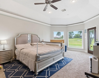 108 Somerton Drive - Photo Thumbnail 9