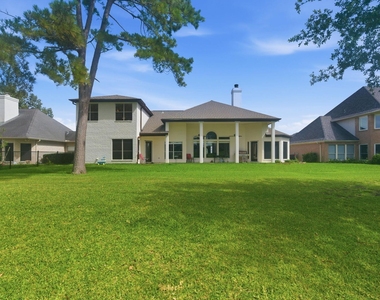 108 Somerton Drive - Photo Thumbnail 4