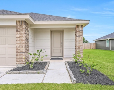 1015 Bluegill Drive - Photo Thumbnail 2