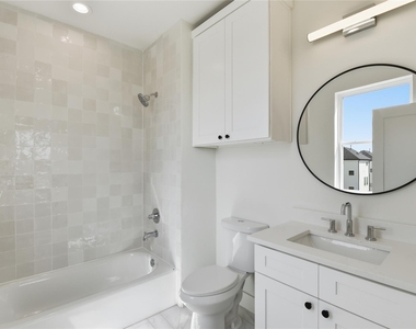 7702 Earl Rudder Way - Photo Thumbnail 31