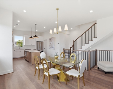 7702 Earl Rudder Way - Photo Thumbnail 15