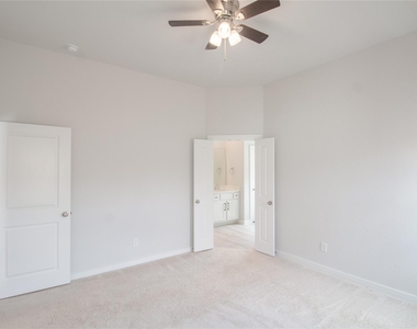 16647 Texas Hill Country Road - Photo Thumbnail 12
