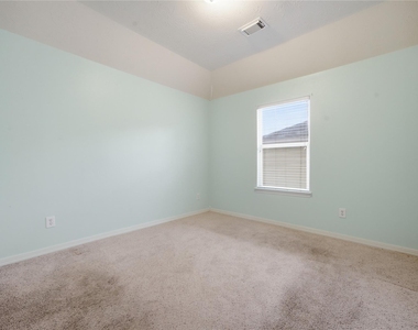 5106 Westwood Pines Drive - Photo Thumbnail 32