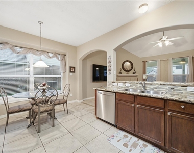 5106 Westwood Pines Drive - Photo Thumbnail 11
