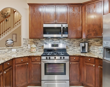 5106 Westwood Pines Drive - Photo Thumbnail 8