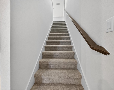 5019 Bowen Prairie Drive - Photo Thumbnail 21