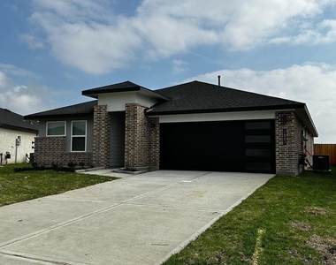 7906 Brumbly Lane - Photo Thumbnail 1
