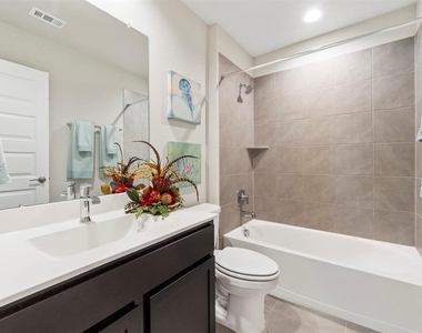 7906 Brumbly Lane - Photo Thumbnail 13