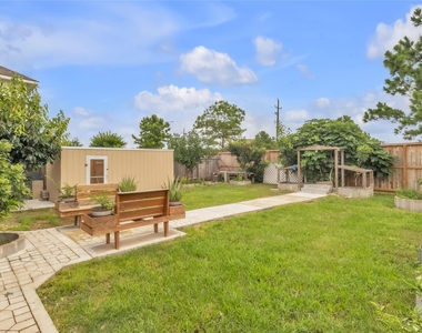 1418 Banbury Court - Photo Thumbnail 26