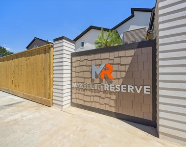 5905 Urban Pines Street - Photo Thumbnail 35