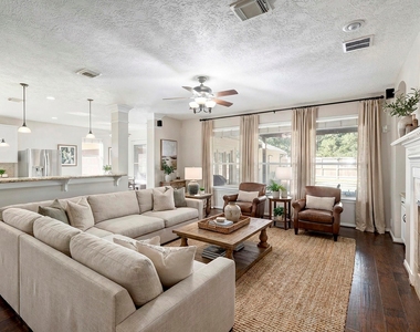 2511 Bridgestone Park Lane - Photo Thumbnail 4