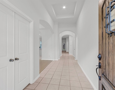 138 Meadow Landing Drive - Photo Thumbnail 3