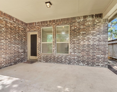 138 Meadow Landing Drive - Photo Thumbnail 32