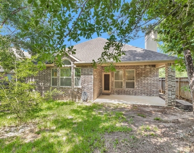 138 Meadow Landing Drive - Photo Thumbnail 34