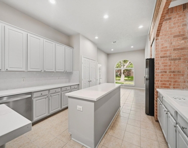 23027 S Warmstone Way - Photo Thumbnail 4