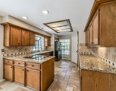 3910 Misty Gardens Court - Photo Thumbnail 21