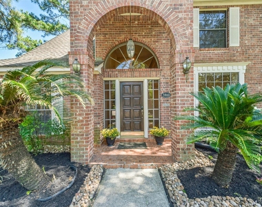 3910 Misty Gardens Court - Photo Thumbnail 5