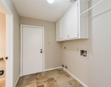 3910 Misty Gardens Court - Photo Thumbnail 26
