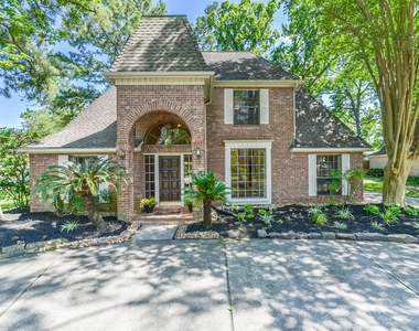 3910 Misty Gardens Court - Photo Thumbnail 4